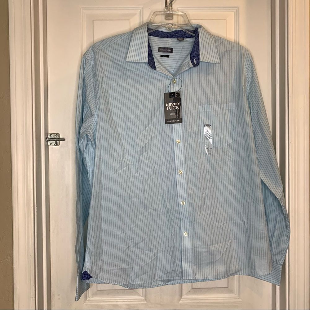 Van Heusen Light Stripe Button Down Shirt Size XL Slim Fit